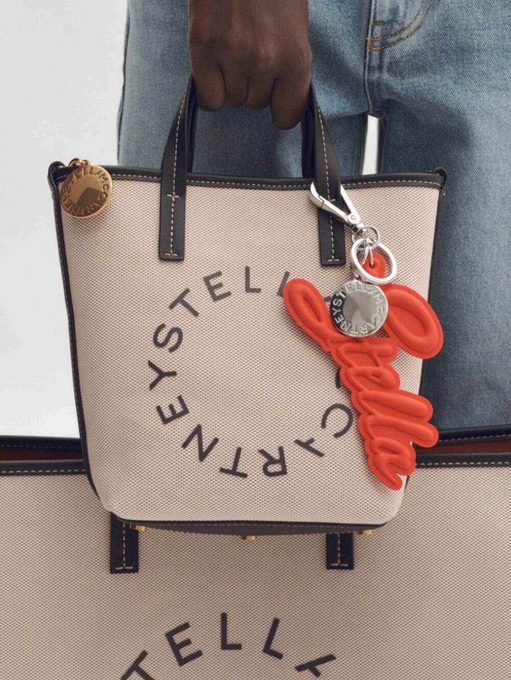 STELLA MCCARTNEY H&M Red Mesh Logo Bag And Purse Charm Keychain - Picture 14 of 14